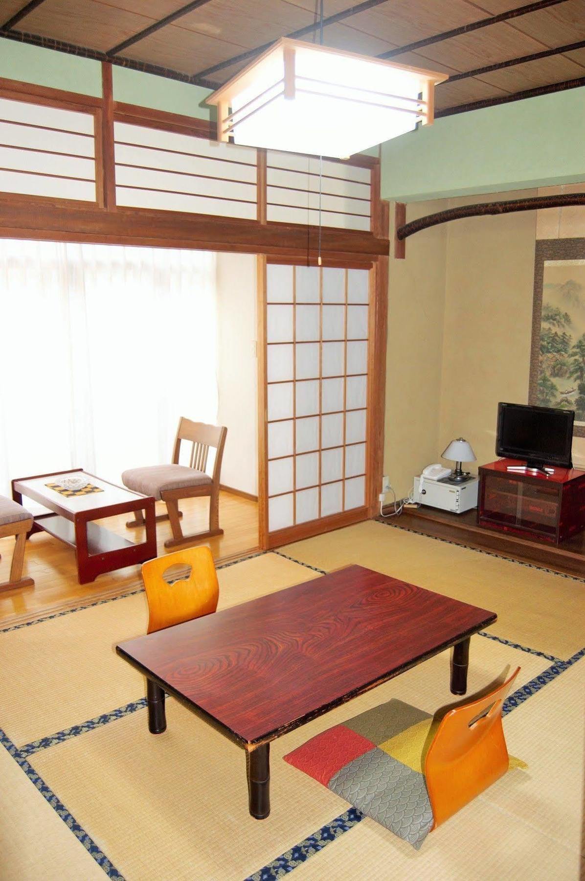 Ryokan Tsuruya Intaku Yufuin Luaran gambar